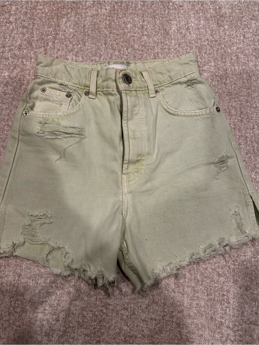 Zara High-Rise Distressed Women’s Shorts in Light Olive